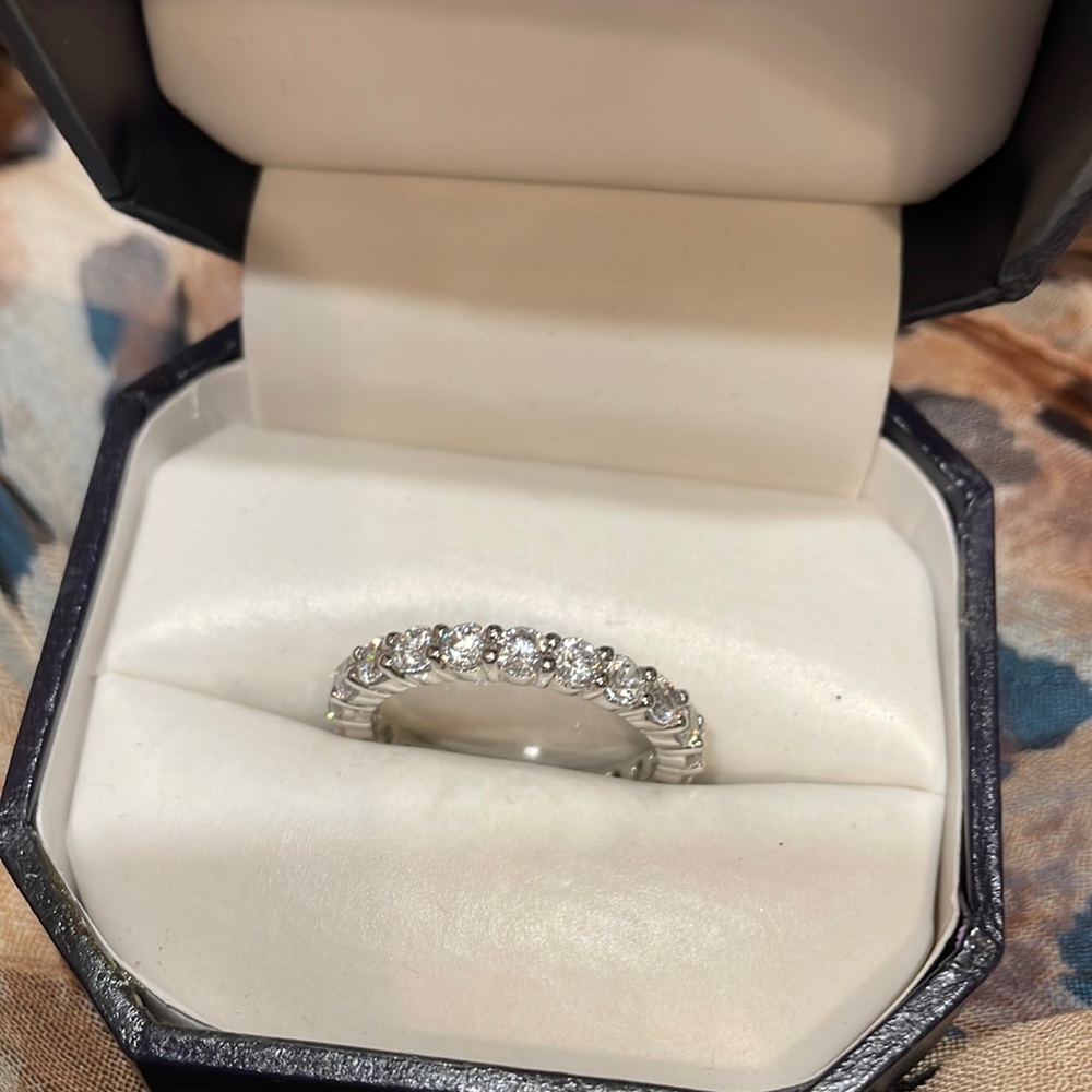 Anniversary ring